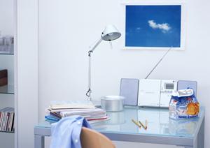 老朽化して傷んだドアを取替するなら